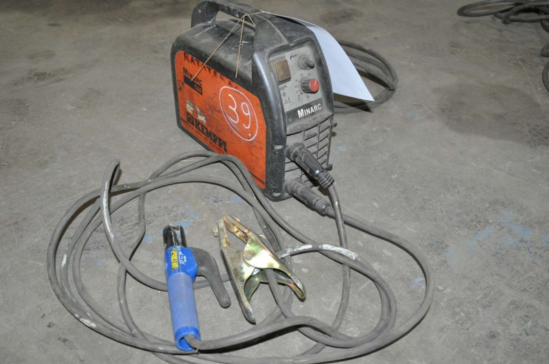 Myydään Kemppi Minarc 140 hitsausvirtalähde | Konkurssihuutokauppa