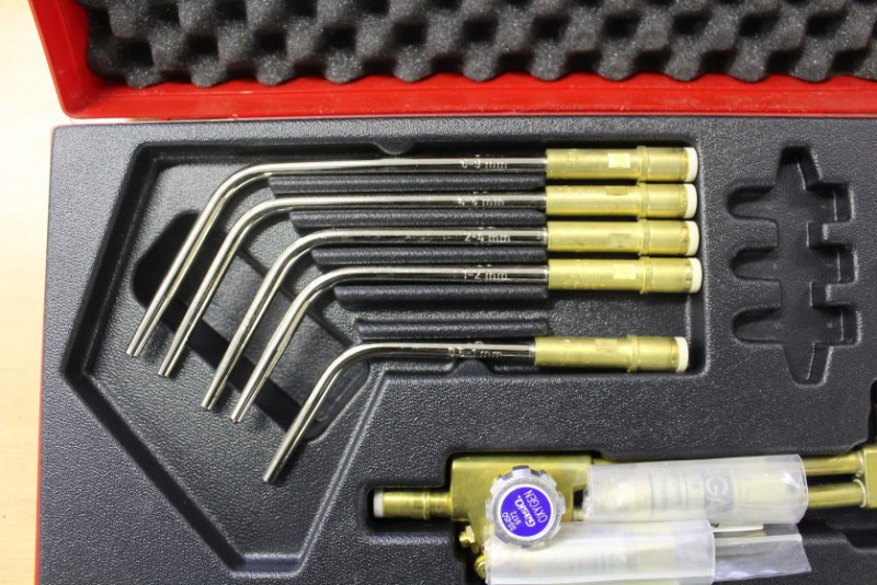 aga-x11-pillisarja-konkurssihuutokauppa