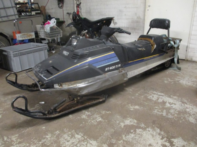 Moottorikelkka Yamaha Et 400tr Konkurssihuutokauppa Moottorikelkka Yamaha Et 400tr Konkurssihuutokauppa