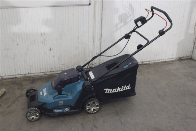 MAKITA DLM432 + 5,0ah AKUT myydään ei hylätä (vuokraamon poistoa ...