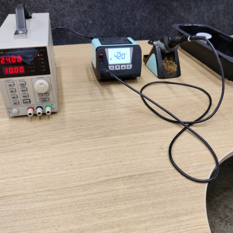 Korad KA3010P ohjelmoitava virtalähde, Weller WT1 | Konkurssihuutokauppa